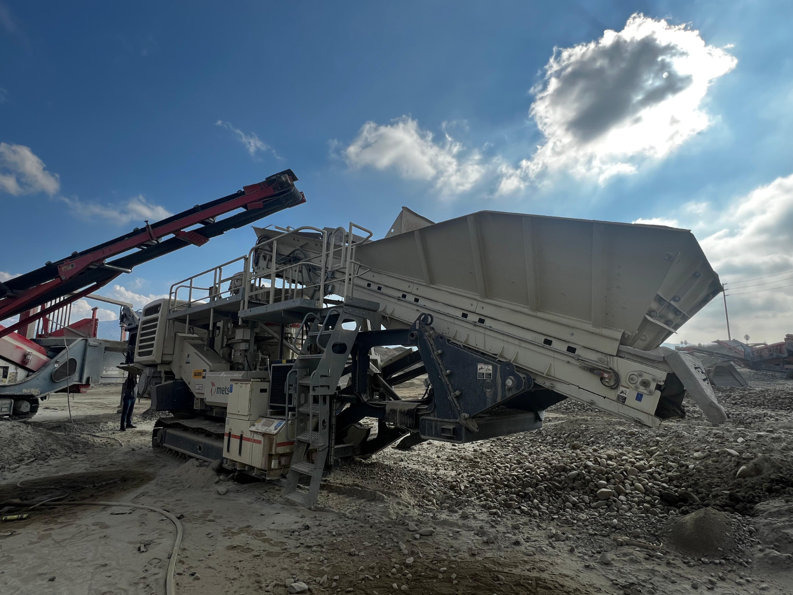 2018 METSO  LT300HP 