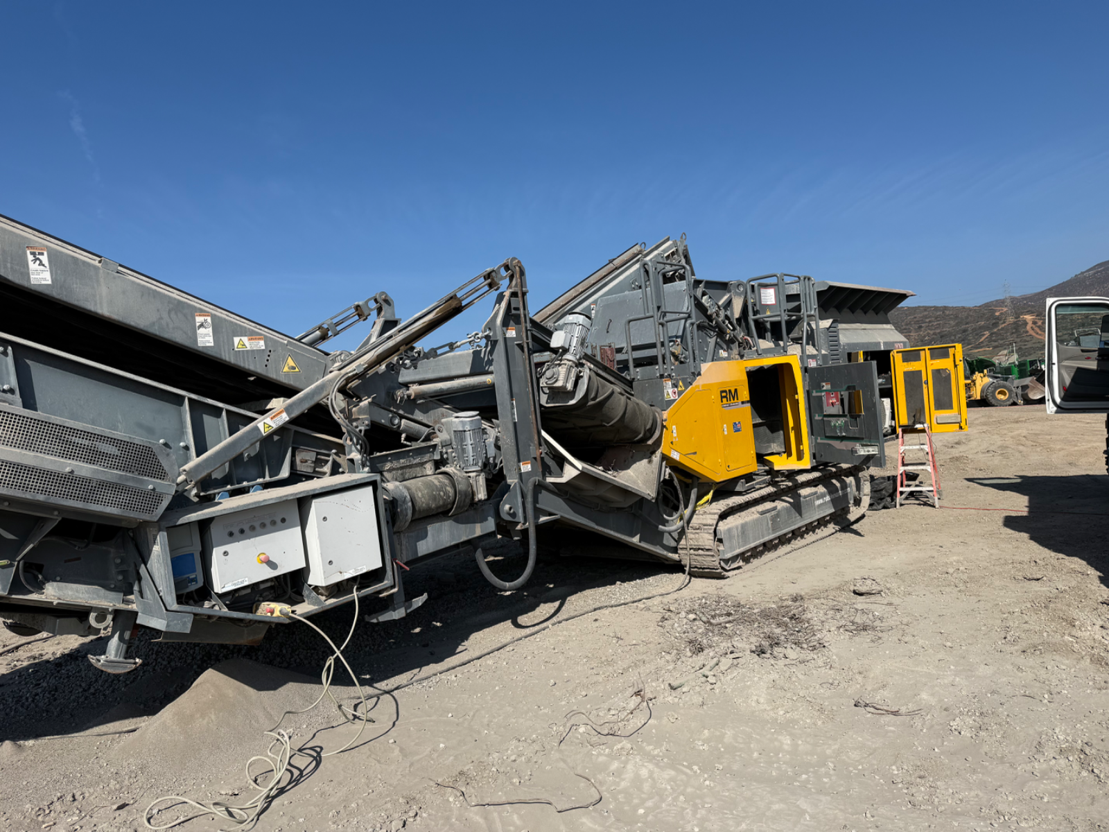 2019 RUBBLE MASTER RM100 
