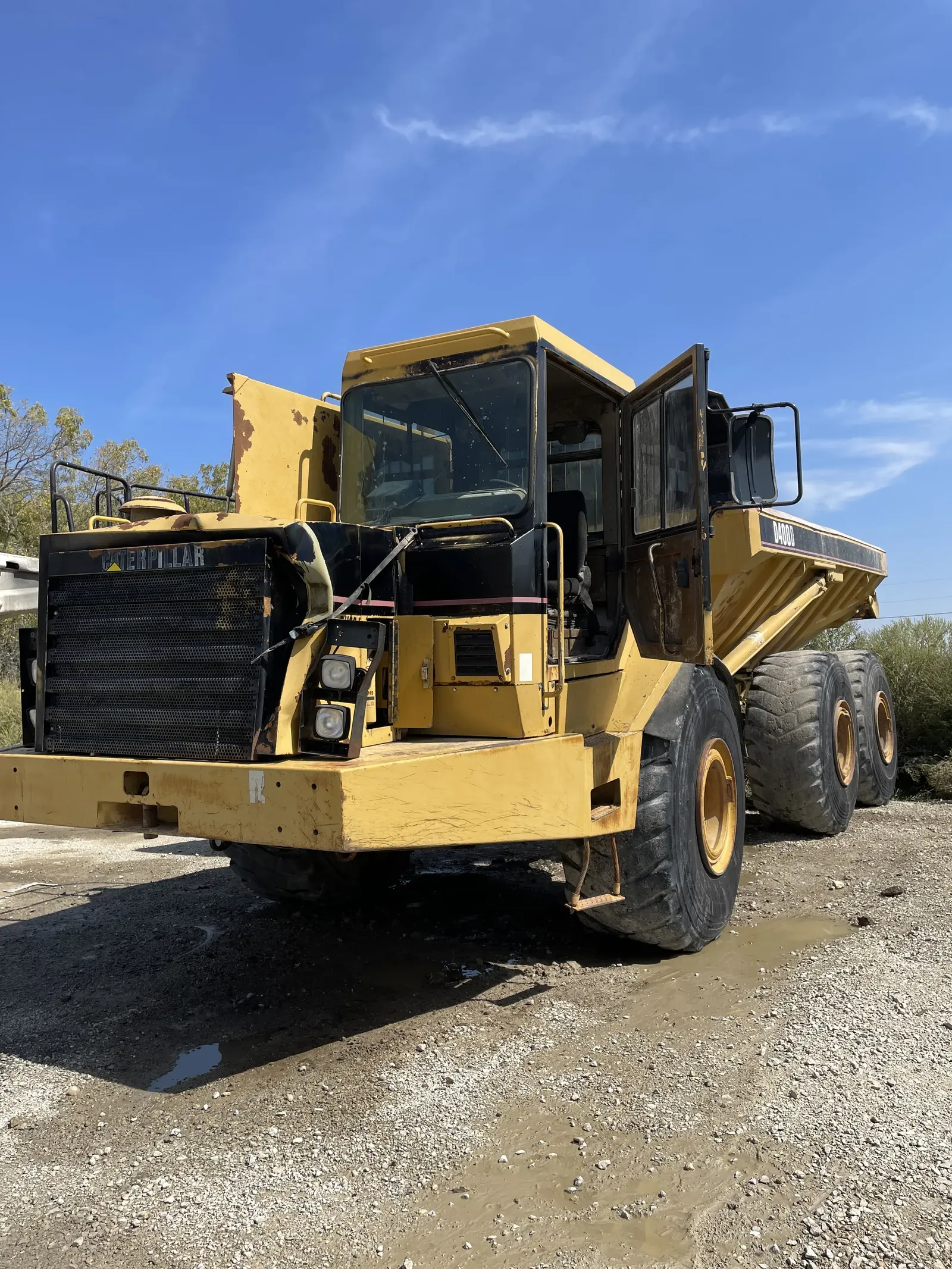1993 CATERPILLAR  D400D BH-06 