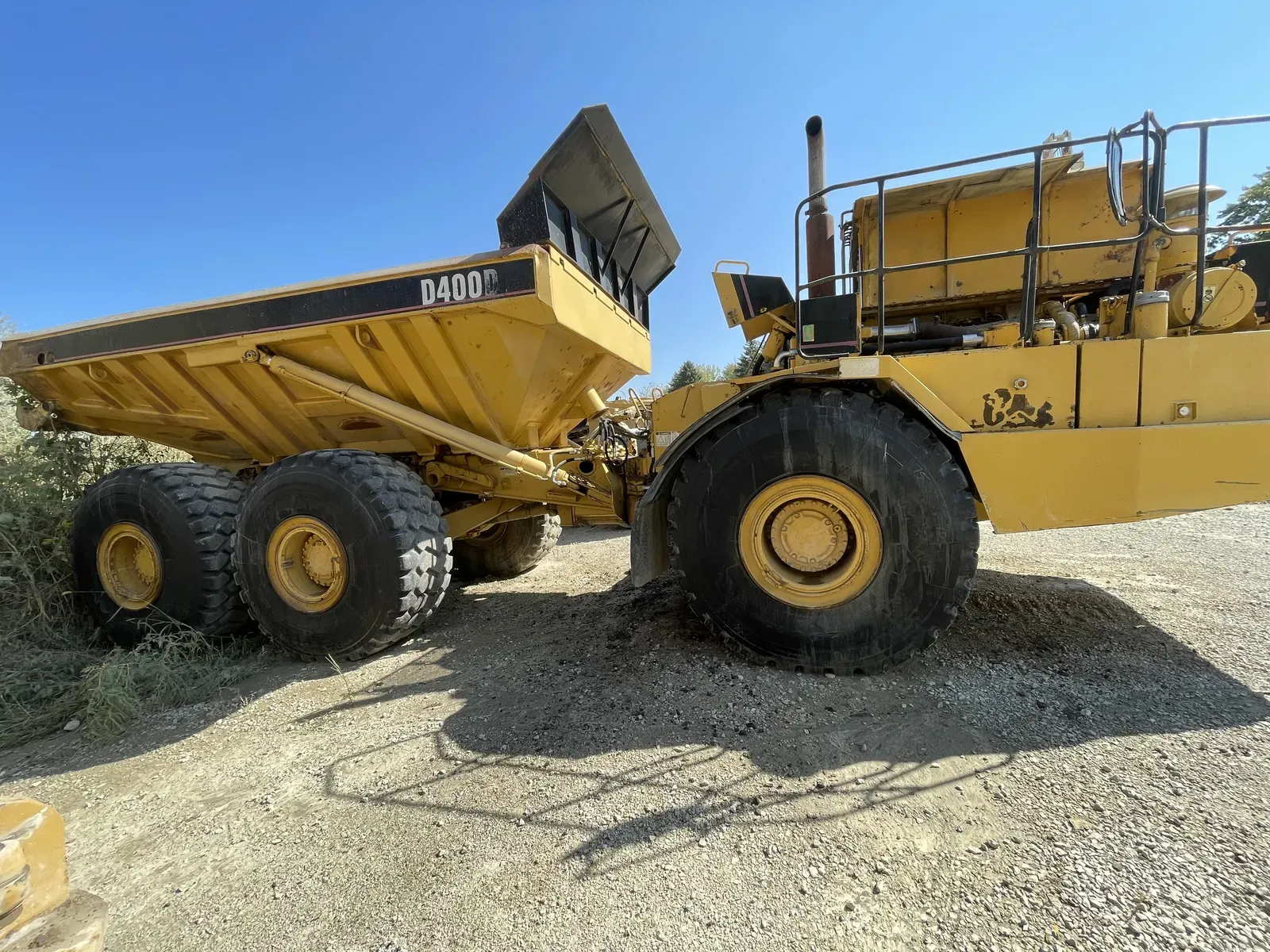 1993 CATERPILLAR  D400D BH-08 