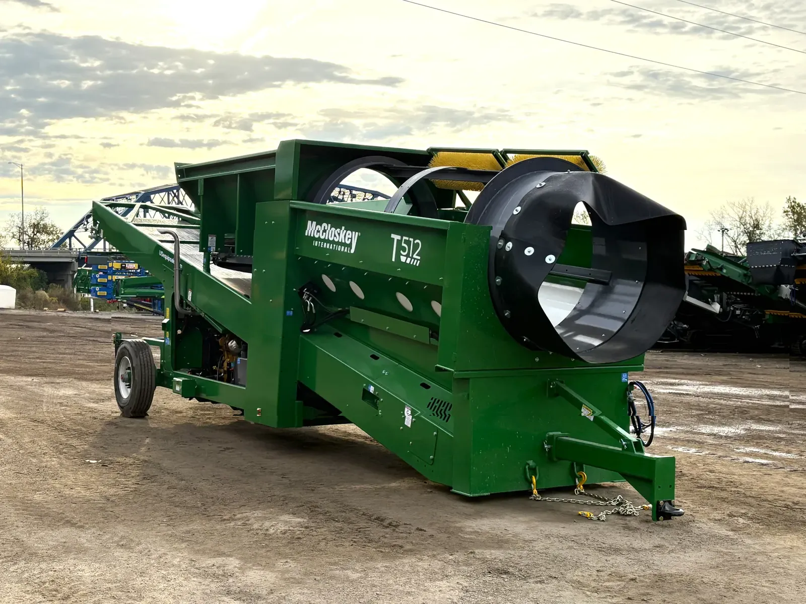2025 MCCLOSKEY 512A 