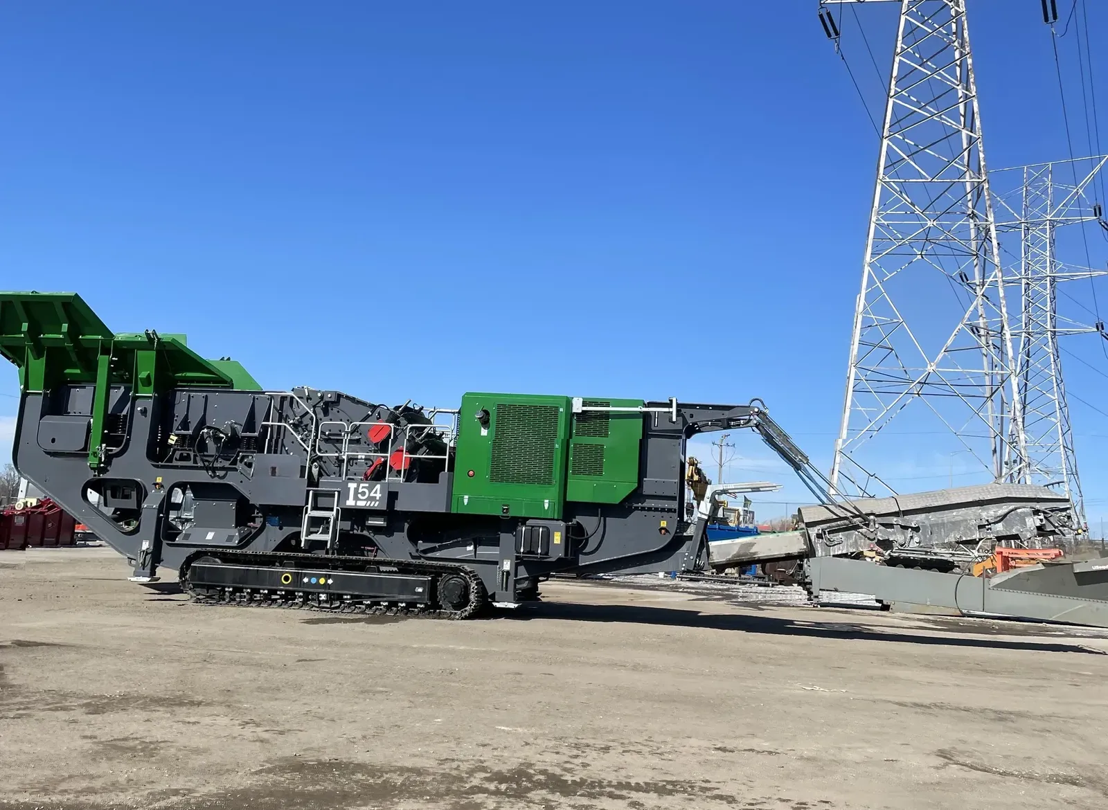 2025 MCCLOSKEY I54RV3 