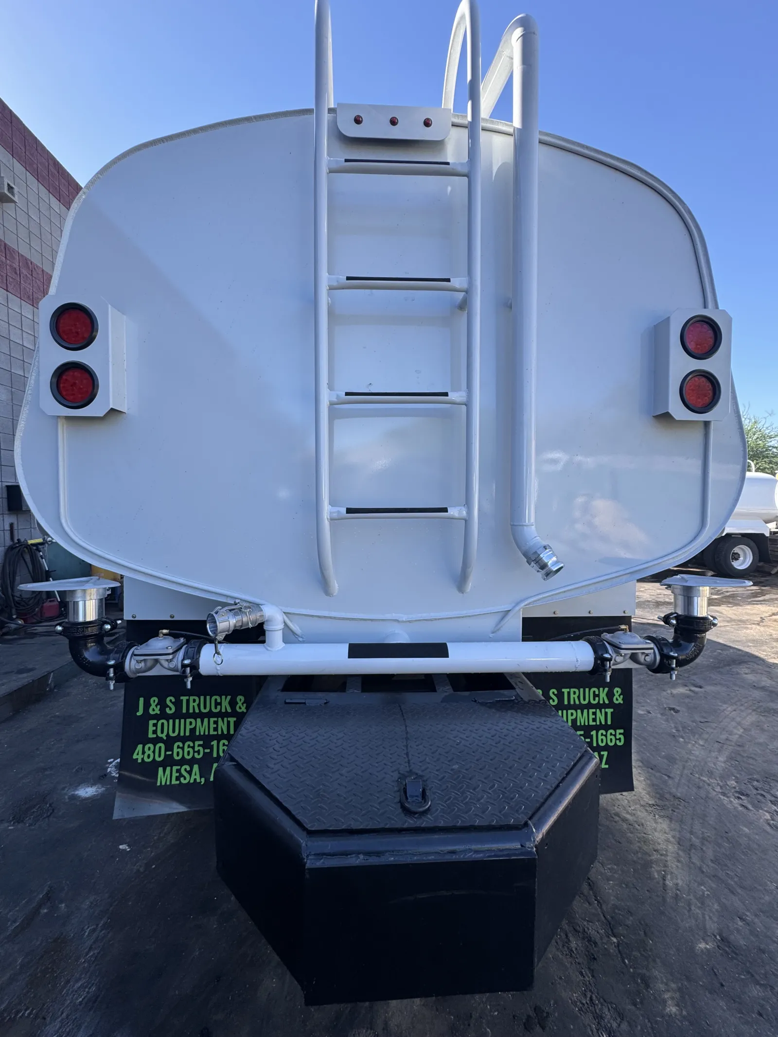 2006 KENWORTH T300 