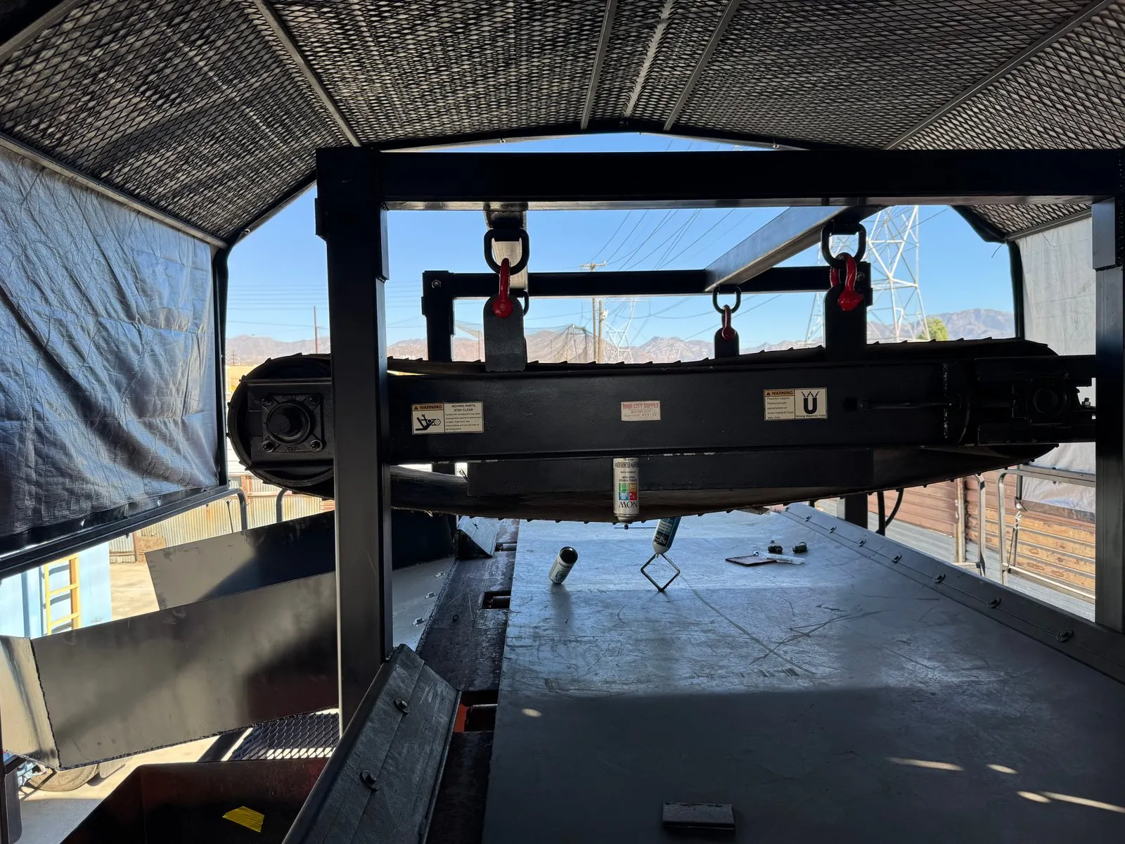 2020 S2C 8 MAN PICKING STATION 