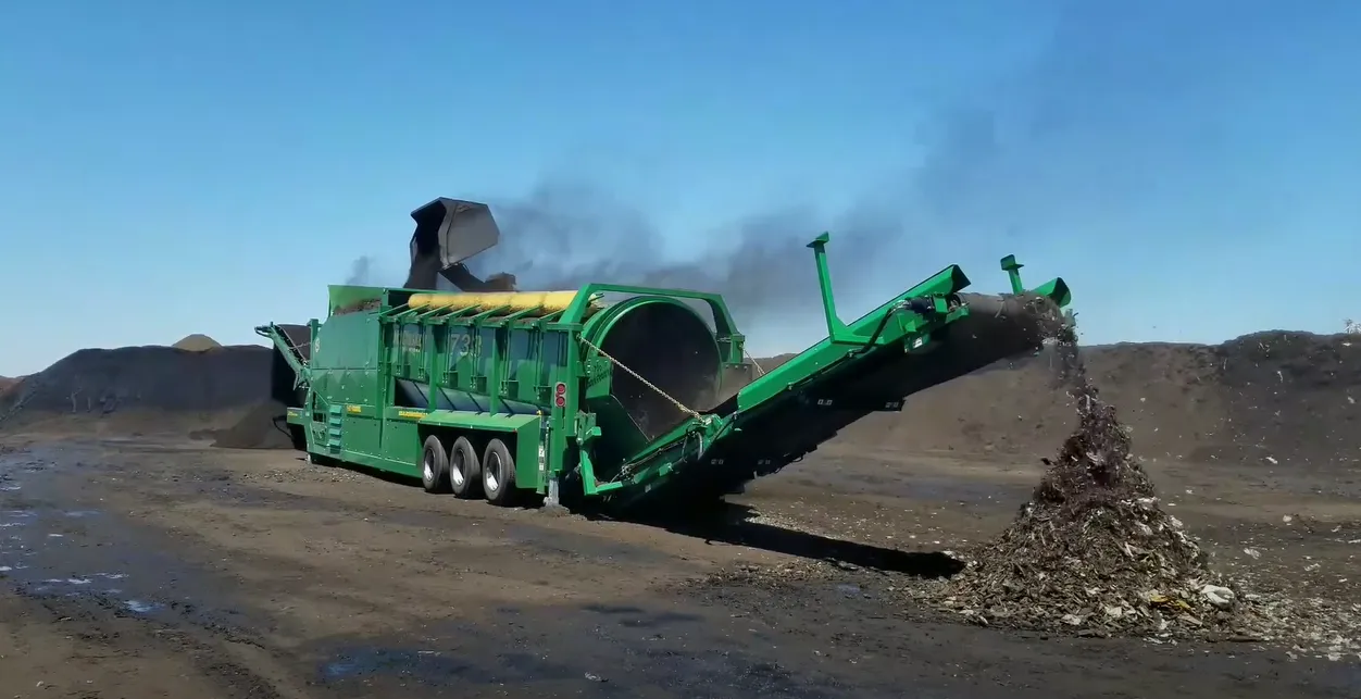 2025 MCCLOSKEY 733RE 